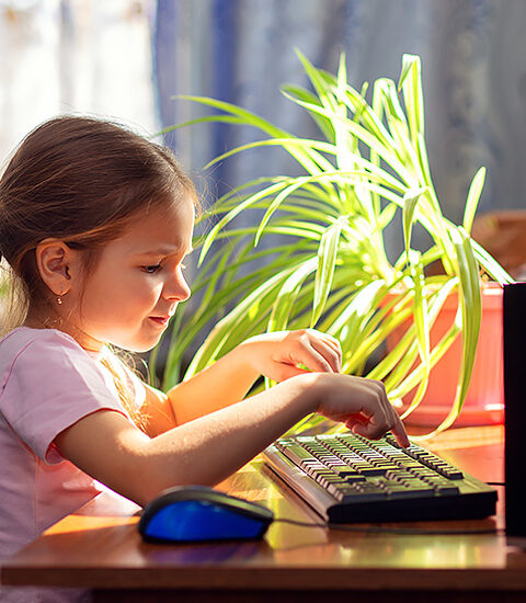 Blog---dia-internacional-de-las-niñas-en-tic---tecnologia---2025---Gamma-Ingenieros